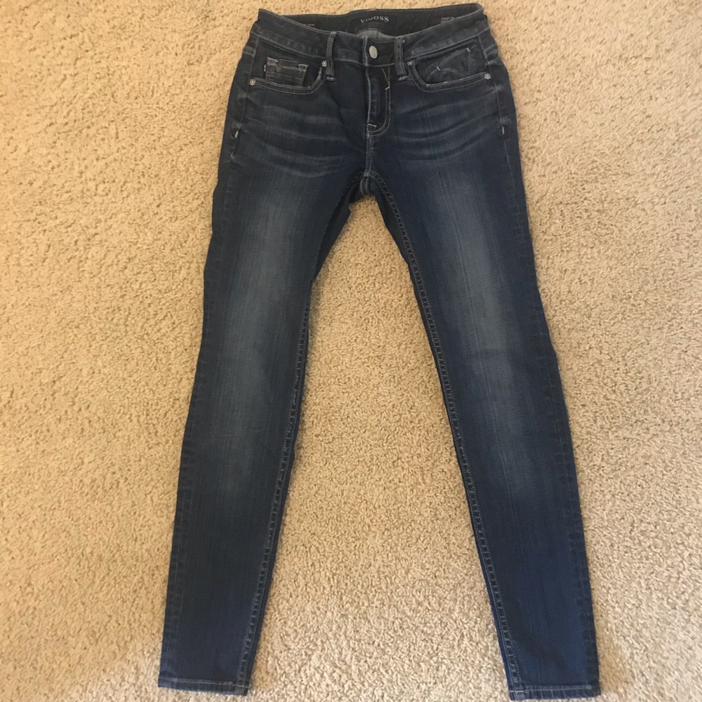 Women’s Vigoss blue jeans (good condition)
